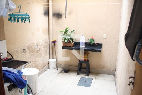 Área de Serviço de casa à venda com 3 quartos, 110m² em Riacho das Pedras, Contagem