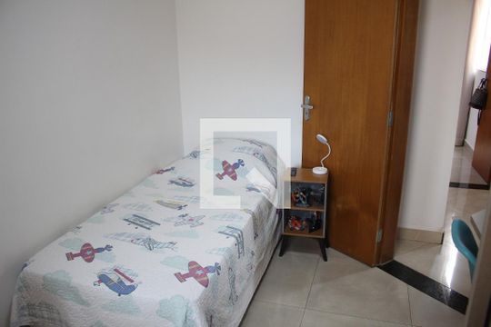 Quarto 2 de casa à venda com 3 quartos, 110m² em Riacho das Pedras, Contagem