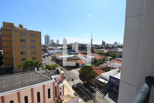 Sala - Vista de apartamento para alugar com 3 quartos, 67m² em Bonfim, Campinas
