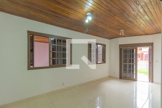 Sala de casa à venda com 2 quartos, 380m² em Rio Branco, Canoas