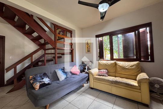 Sala de casa à venda com 3 quartos, 200m² em Campestre, São Leopoldo