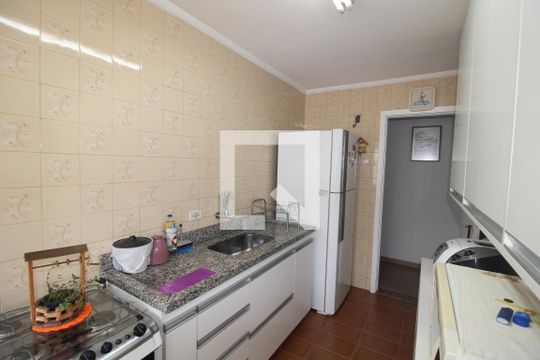 Cozinha de apartamento para alugar com 2 quartos, 87m² em Conj. Res. Novo Paca, São Paulo