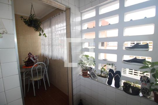 Área de Serviço de apartamento para alugar com 2 quartos, 87m² em Conj. Res. Novo Paca, São Paulo
