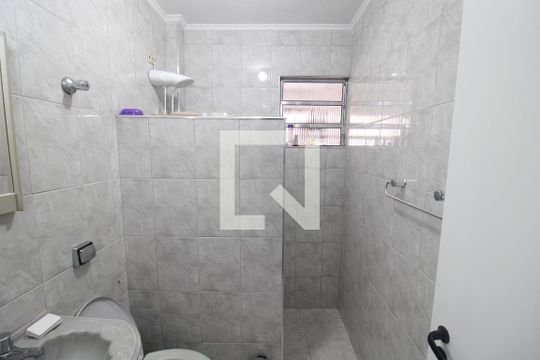 Banheiro de apartamento para alugar com 2 quartos, 87m² em Conj. Res. Novo Paca, São Paulo
