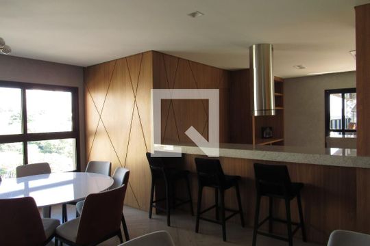 Área comum de apartamento à venda com 3 quartos, 93m² em Vila Osasco, Osasco