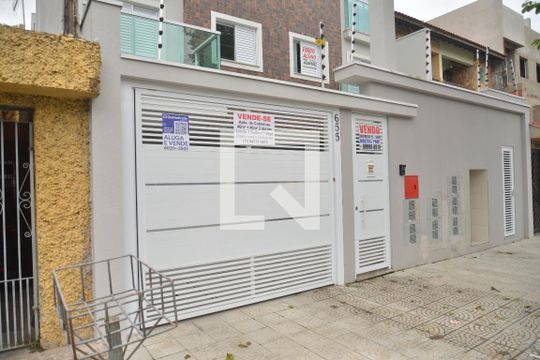 Placa de apartamento à venda com 2 quartos, 106m² em Vila Pires, Santo André