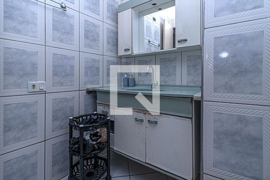 Banheiro Social de apartamento à venda com 2 quartos, 61m² em Vila Santa Teresa (zona Sul), São Paulo