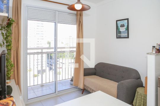 Sala de apartamento para alugar com 1 quarto, 38m² em Barra Funda, São Paulo