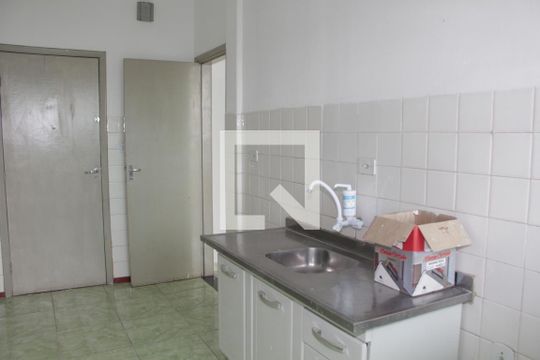 Cozinha de apartamento à venda com 2 quartos, 79m² em Setor Campinas, Goiânia