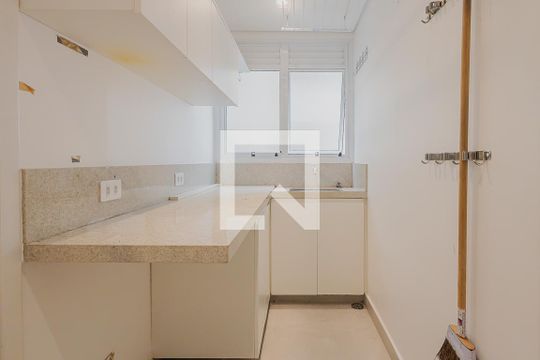 Área de Serviço de apartamento para alugar com 2 quartos, 100m² em Jardim Paulista, São Paulo