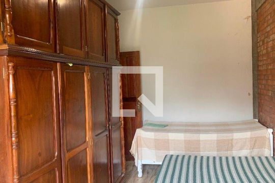 Casa à venda com 4 quartos, 262m² em Icaraí, Niterói