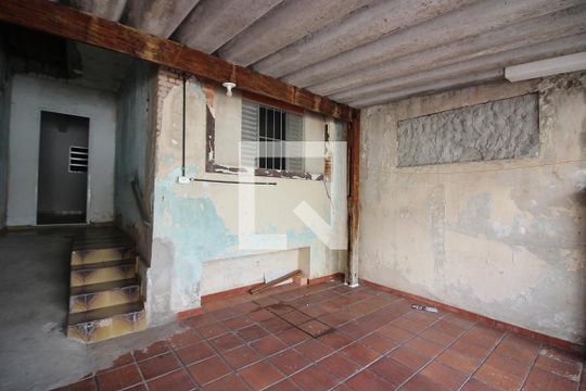Garagem de casa à venda com 2 quartos, 83m² em Vila Rosa, São Bernardo do Campo