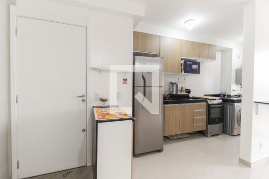 Cozinha de apartamento à venda com 2 quartos, 62m² em Jardim Norma, São Paulo