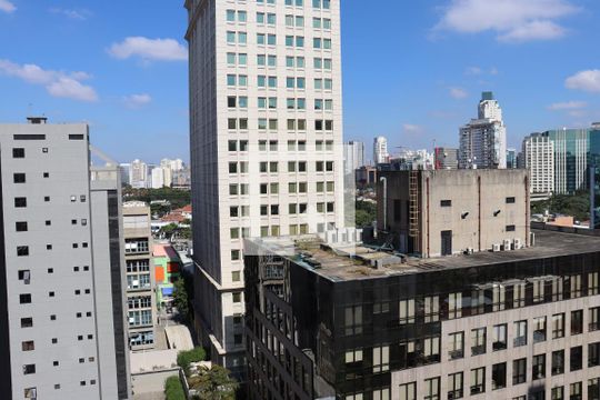 Vista Quarto de kitnet/studio à venda com 1 quarto, 55m² em Vila Olímpia, São Paulo