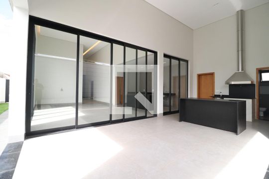Varanda gourmet de casa de condomínio para alugar com 4 quartos, 218m² em Granja Marileusa, Uberlândia