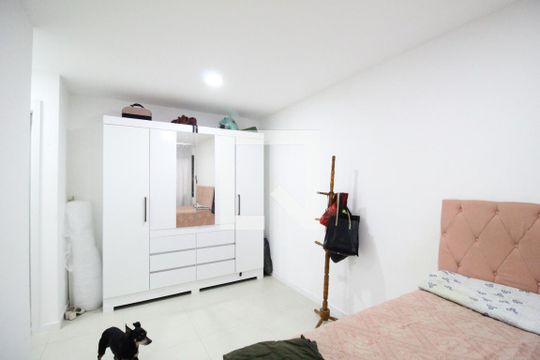 Suíte de apartamento para alugar com 2 quartos, 75m² em Jacarepaguá, Rio de Janeiro