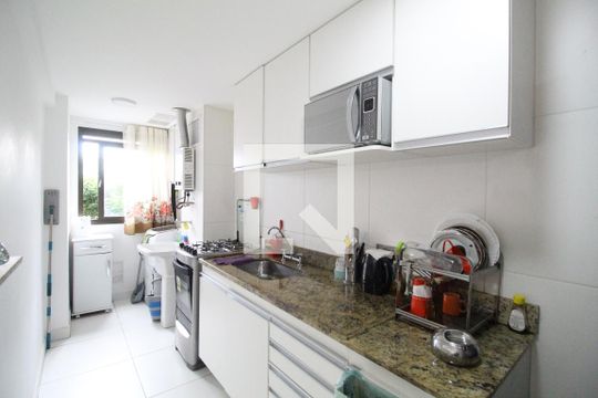 Cozinha de apartamento para alugar com 2 quartos, 75m² em Jacarepaguá, Rio de Janeiro