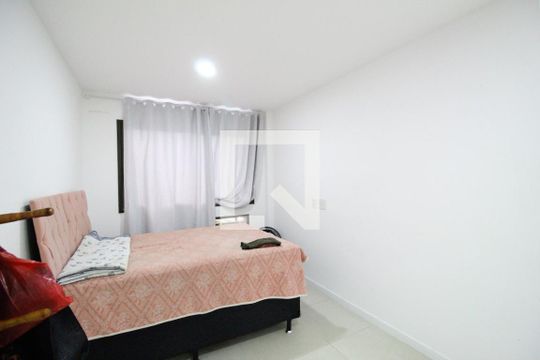 Suíte de apartamento para alugar com 2 quartos, 75m² em Jacarepaguá, Rio de Janeiro