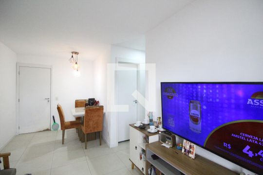 Sala de apartamento para alugar com 2 quartos, 75m² em Jacarepaguá, Rio de Janeiro