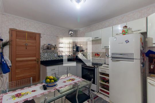 Cozinha de casa à venda com 3 quartos, 200m² em Vila Sao Domingos, São Paulo