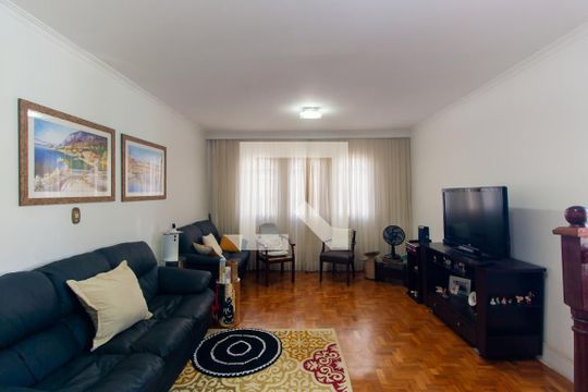 Casa à venda com 3 quartos, 200m² em Vila Sao Domingos, São Paulo