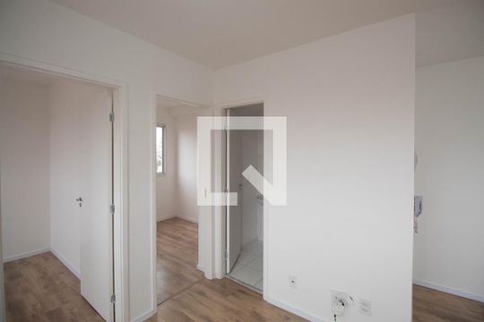 Apartamento à venda com 2 quartos, 37m² em Parque Vitoria, São Paulo