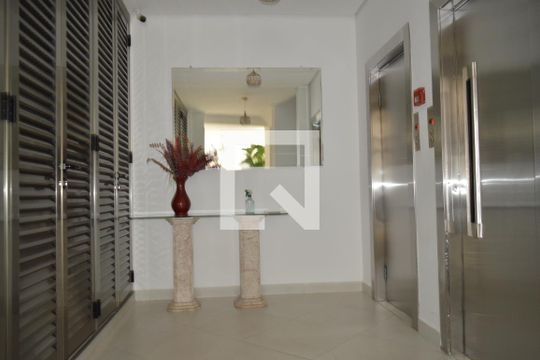 Área comum - Elevador de apartamento para alugar com 3 quartos, 104m² em Vila Mariana, São Paulo