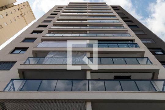 Fachada de apartamento para alugar com 2 quartos, 81m² em Vila Romana, São Paulo