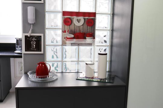 Cozinha de apartamento para alugar com 2 quartos, 80m² em Indianópolis, São Paulo
