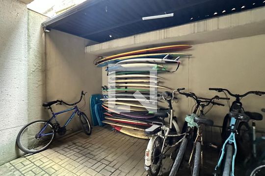 Pranchario de apartamento para alugar com 1 quarto, 40m² em Recreio dos Bandeirantes, Rio de Janeiro