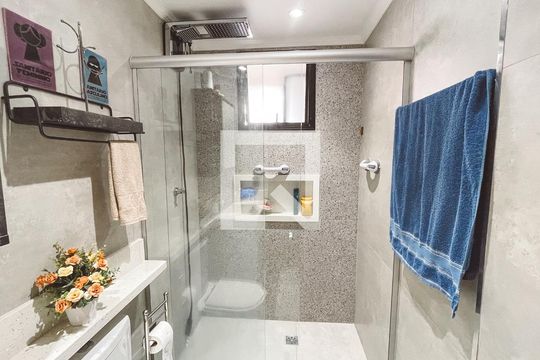 Banheiro de apartamento para alugar com 3 quartos, 75m² em Sítio do Mandaqui, São Paulo