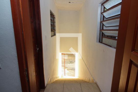 Vista da Sala/Cozinha de apartamento para alugar com 2 quartos, 57m² em Medianeira, Porto Alegre