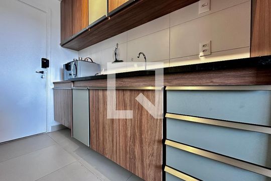 Cozinha de kitnet/studio para alugar com 0 quarto, 23m² em Brooklin Paulista, São Paulo