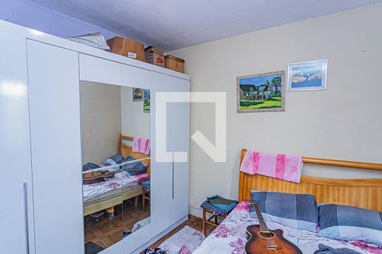 Quarto 2 de casa à venda com 4 quartos, 240m² em Jardim Peri, São Paulo
