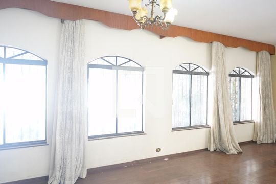 Sala de casa à venda com 5 quartos, 280m² em Água Rasa, São Paulo
