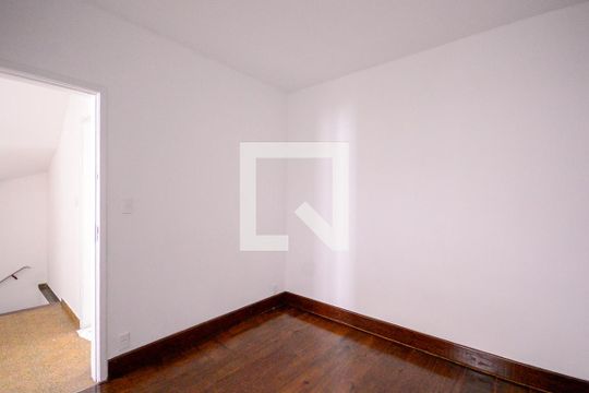 Quarto 1 de casa à venda com 5 quartos, 220m² em Bosque da Saúde, São Paulo