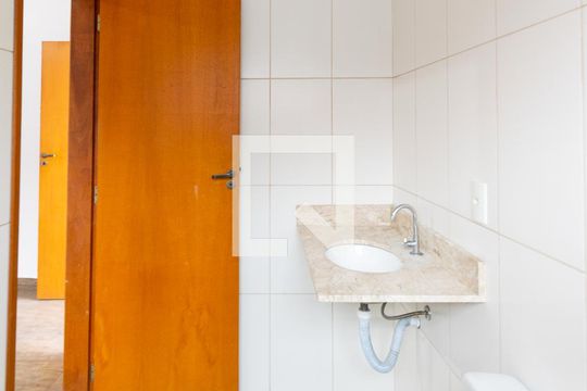 Banheiro do Quarto 1 de casa à venda com 3 quartos, 206m² em Jardim Oriental, São Paulo