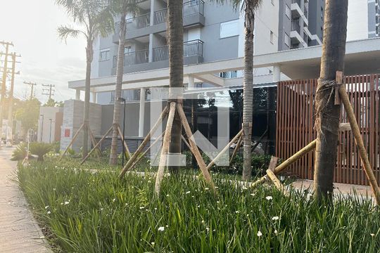 Fachada do Prédio de apartamento para alugar com 2 quartos, 41m² em Lapa, São Paulo