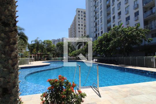 Área comum - Piscina de apartamento para alugar com 2 quartos, 56m² em Recreio dos Bandeirantes, Rio de Janeiro