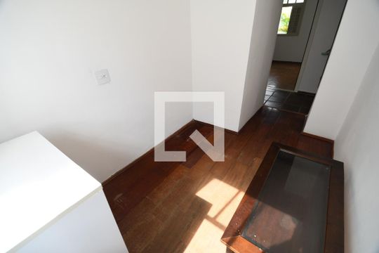 Escritório de casa para alugar com 3 quartos, 300m² em Cidade Universitária, Campinas