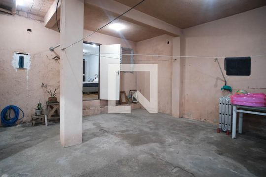Garagem de casa à venda com 4 quartos, 330m² em Parque Cisper, São Paulo