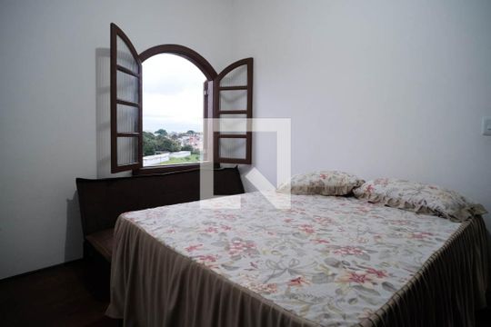 Quarto 1  de casa à venda com 4 quartos, 330m² em Parque Cisper, São Paulo