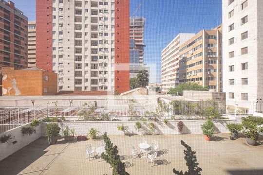 Vista da Sala de apartamento à venda com 3 quartos, 118m² em Pinheiros, São Paulo
