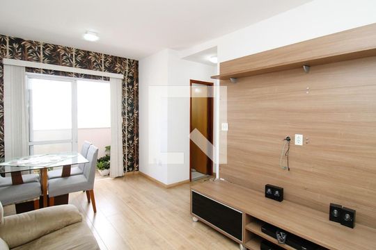 Apartamento para alugar com 2 quartos, 55m² em Vila Gustavo, São Paulo