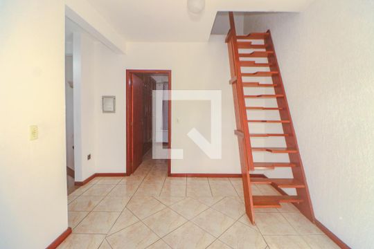Sala Íntima de casa de condomínio à venda com 2 quartos, 147m² em Sarandi, Porto Alegre