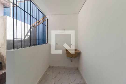 Área de Serviço de casa para alugar com 2 quartos, 60m² em Vila Alpina, São Paulo
