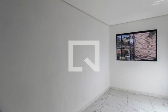 Quarto 1 de casa para alugar com 2 quartos, 60m² em Vila Alpina, São Paulo