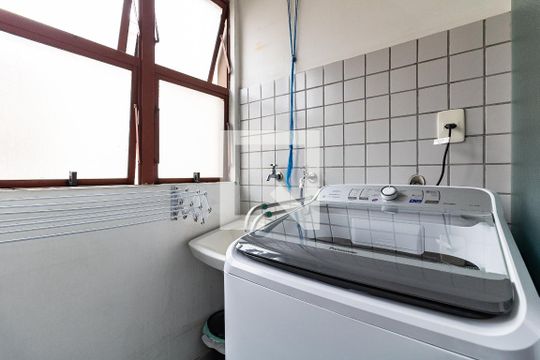Área de Serviço de apartamento à venda com 2 quartos, 58m² em Parque Bristol, São Paulo
