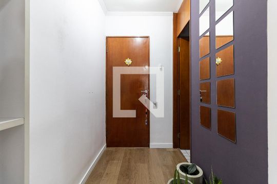 Corredor de apartamento à venda com 2 quartos, 58m² em Parque Bristol, São Paulo