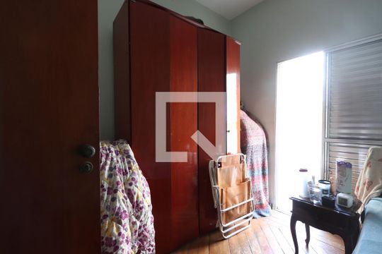 Quarto 2 de casa para alugar com 3 quartos, 200m² em Vila Mariana, São Paulo